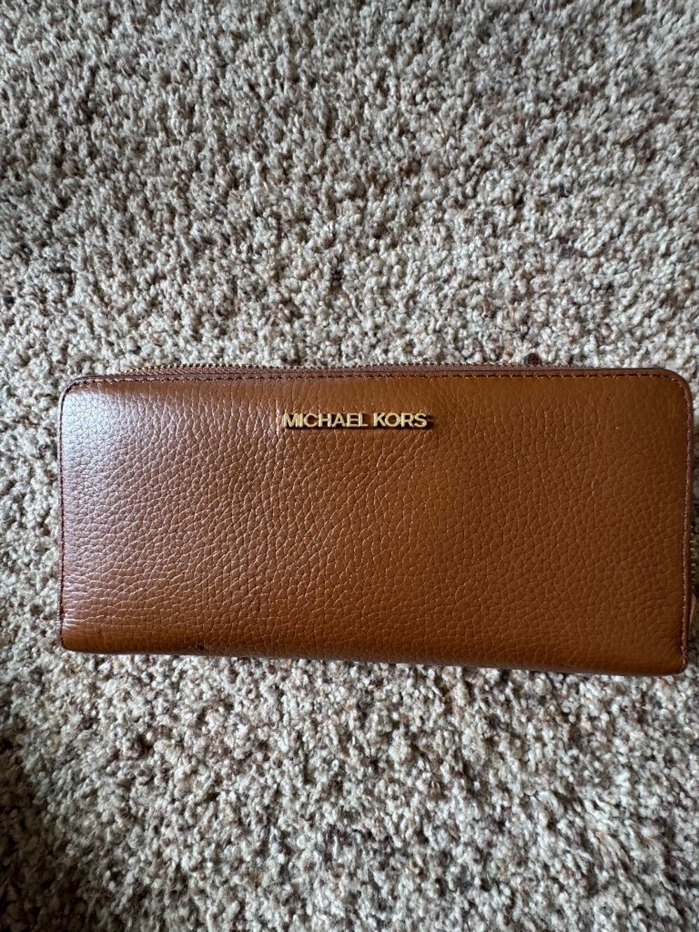 Michael Kors Jet Set Travel Large Continental Wristlet Wallet (Style 35T7GTVE7L